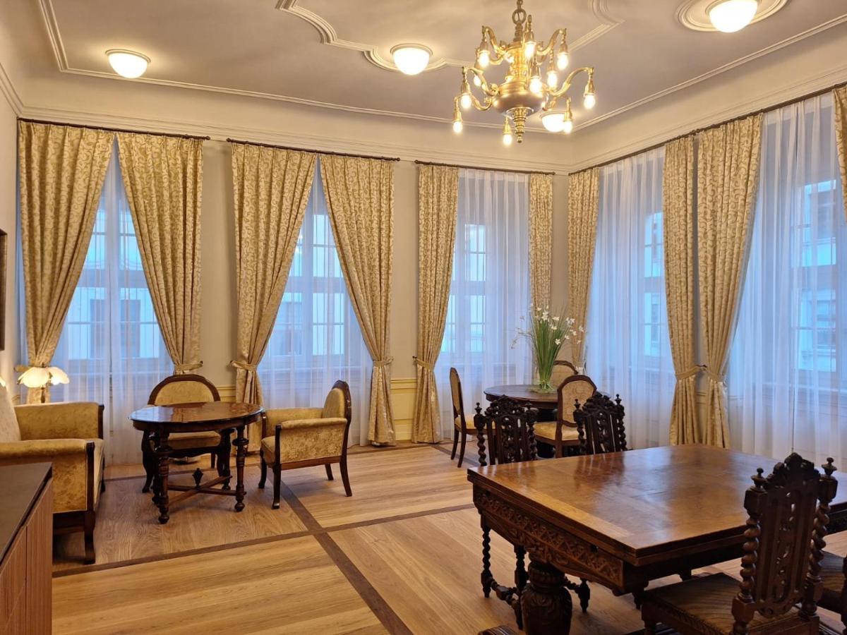 Stadtpalais Koenigssuite Maximal 2 Personen Und 1 Kleinkind เบาท์เซน ภายนอก รูปภาพ