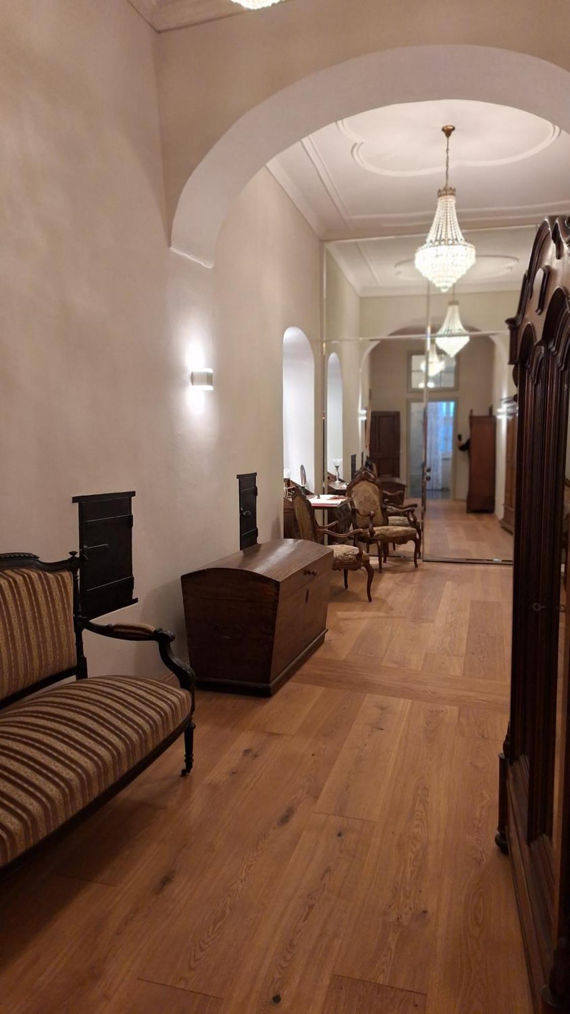 Stadtpalais Koenigssuite Maximal 2 Personen Und 1 Kleinkind เบาท์เซน ภายนอก รูปภาพ
