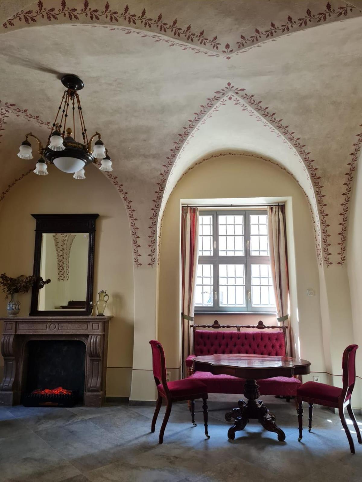 Stadtpalais Koenigssuite Maximal 2 Personen Und 1 Kleinkind เบาท์เซน ภายนอก รูปภาพ